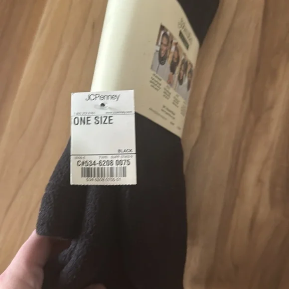 St. John’s Bay 4 in 1 hood - Picture 3 of 3